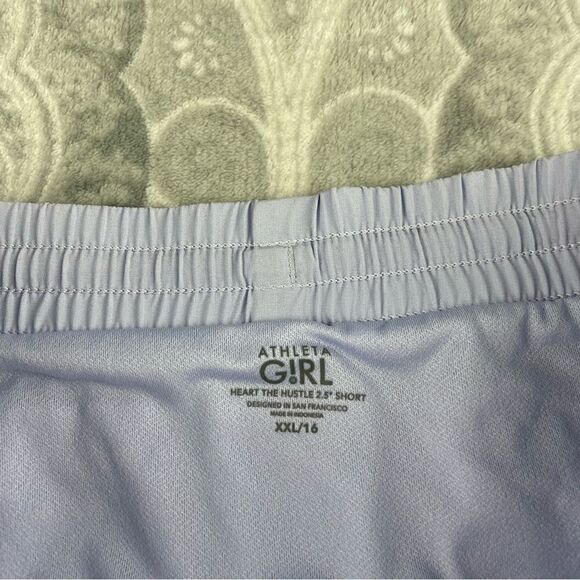 Athleta Girl Heart the Hustle 2.5" Short - Picture 6 of 6